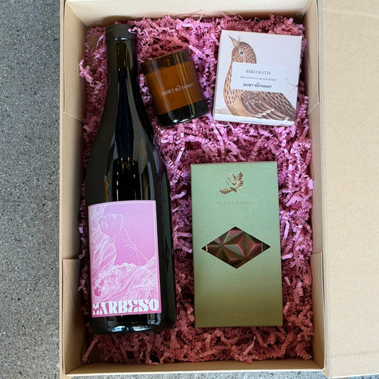 A Mother’s Moment Gift Box